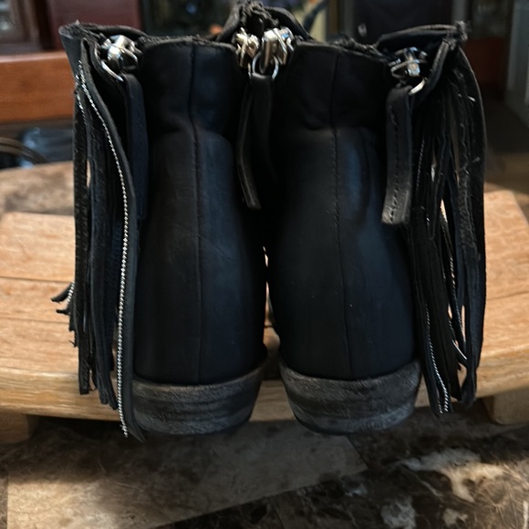 Cinzia Araia fringed ankle boots - Picture 11 of 11